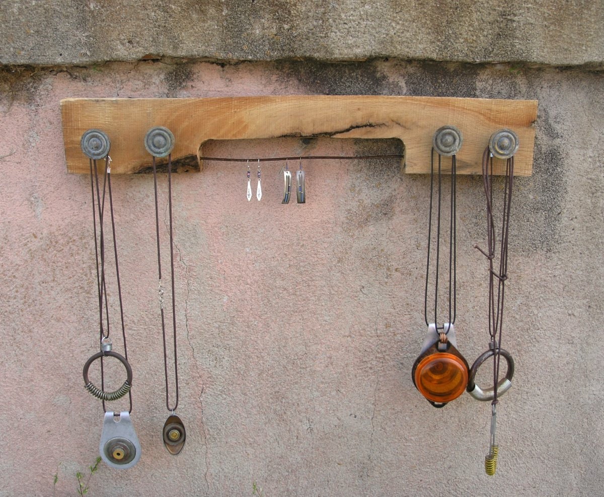 Jewelry Holder, Wood and Metal, Reclaimed Pallet Wall Hanger, Necklace and Earring Rack - PaulaArt