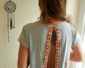 Lace and Flower Print Open Back Slit Backless Short Sleeve Hippie Trim Upcycled Bohemian Top Short Sleeve TShirt Womens Size Large