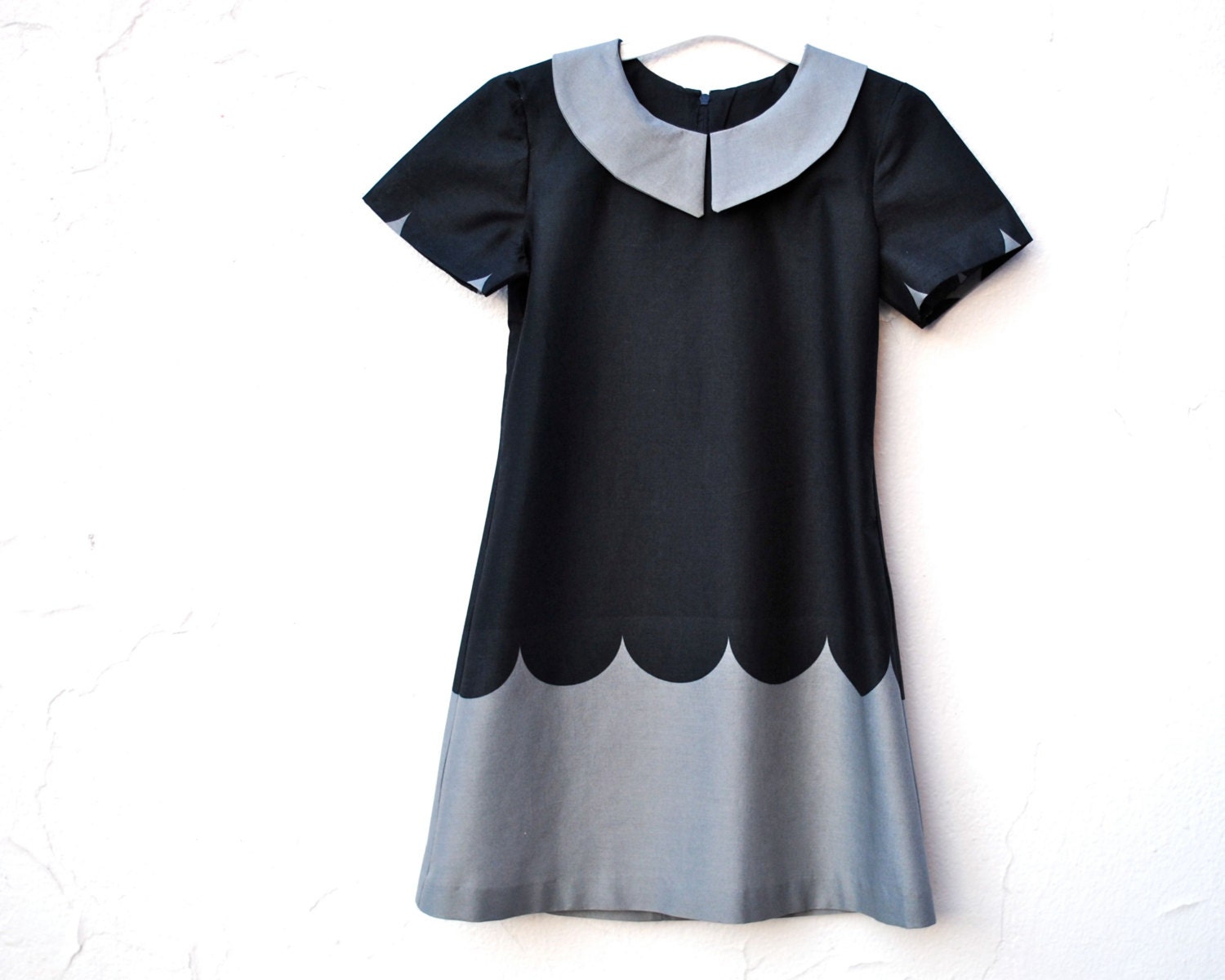 Girls Marimekko Summer Dress Size 4T - Toddler Girls in Black and Gray Geometric Batiste Cotton with Pointed Collar