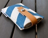 iPod Nano 7th Generation Case / iPod Nano Case with Leather Strap - Chevron Blue Natural