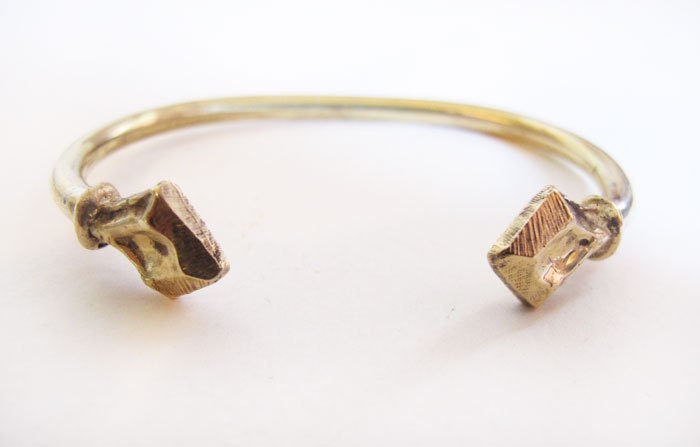 Cast bronze arrowhead bangle bracelet