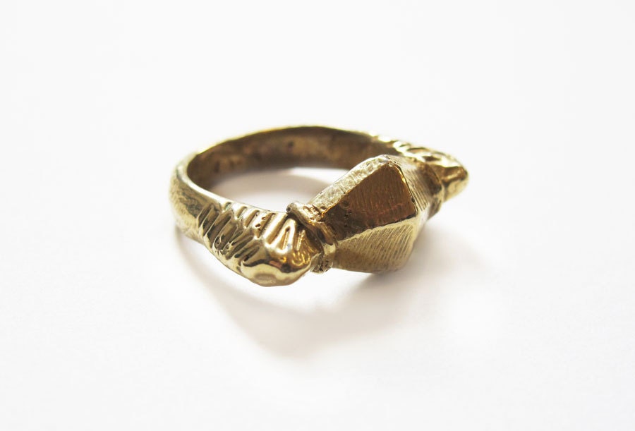 Palais bronze hand carved ring