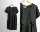 vintage '50s black FLORAL EMBROIDERED BROCADE-like short sleeve cocktail dress. size xl.