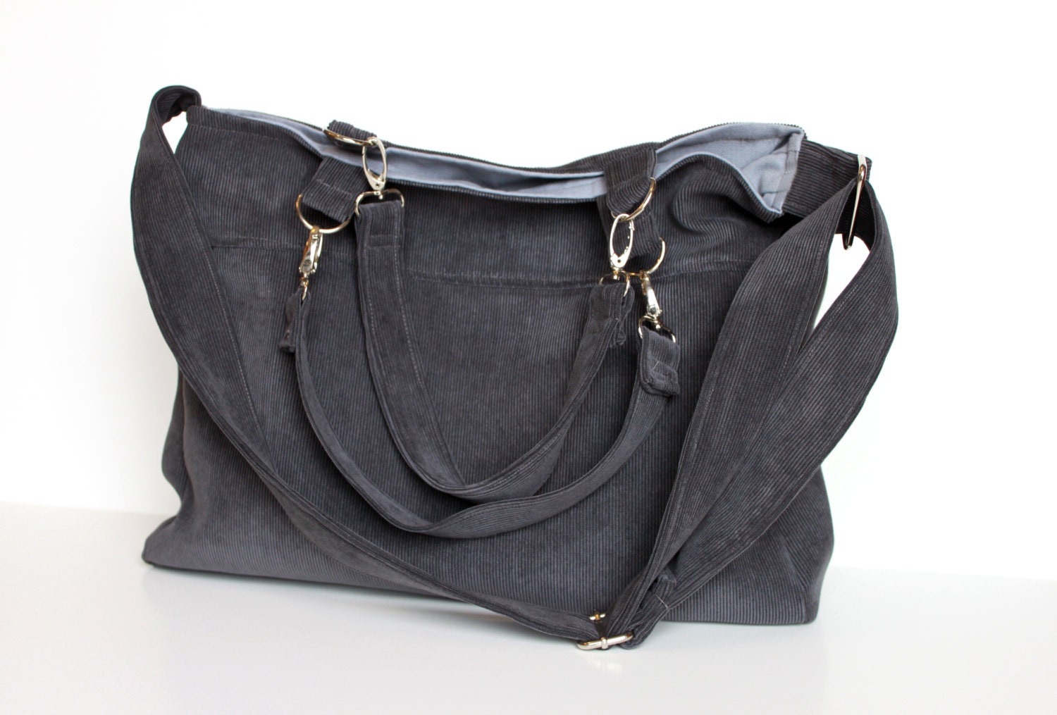Bag Sewing Pattern. PDF Sewing Pattern - Satchel Bag.  Canvas or Cordoruy Messenger Bag. Briefcase. Sewing DIY.
