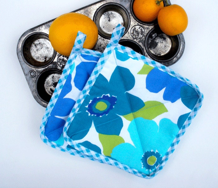 Larkspur Potholders Set of 2
