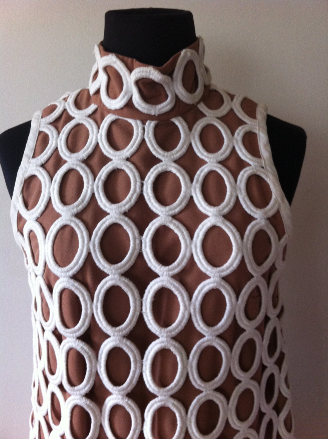 1960s Vintage Space Age Mod Circle Construction Shift Mini A Line  Dress  s