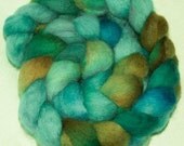 106g Hand painted English Woodland (Penistone) top roving fibre