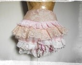 Frilly pants