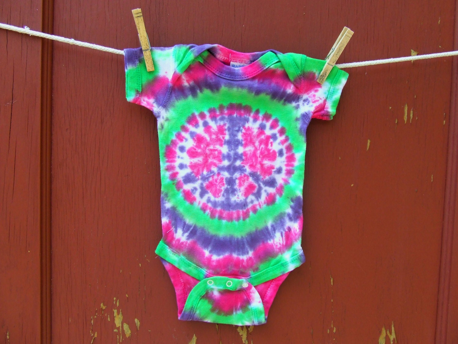 Tie Dye Baby Onesie - Peace Sign - Size Newborn (up to 13lbs)  - Ready to Ship