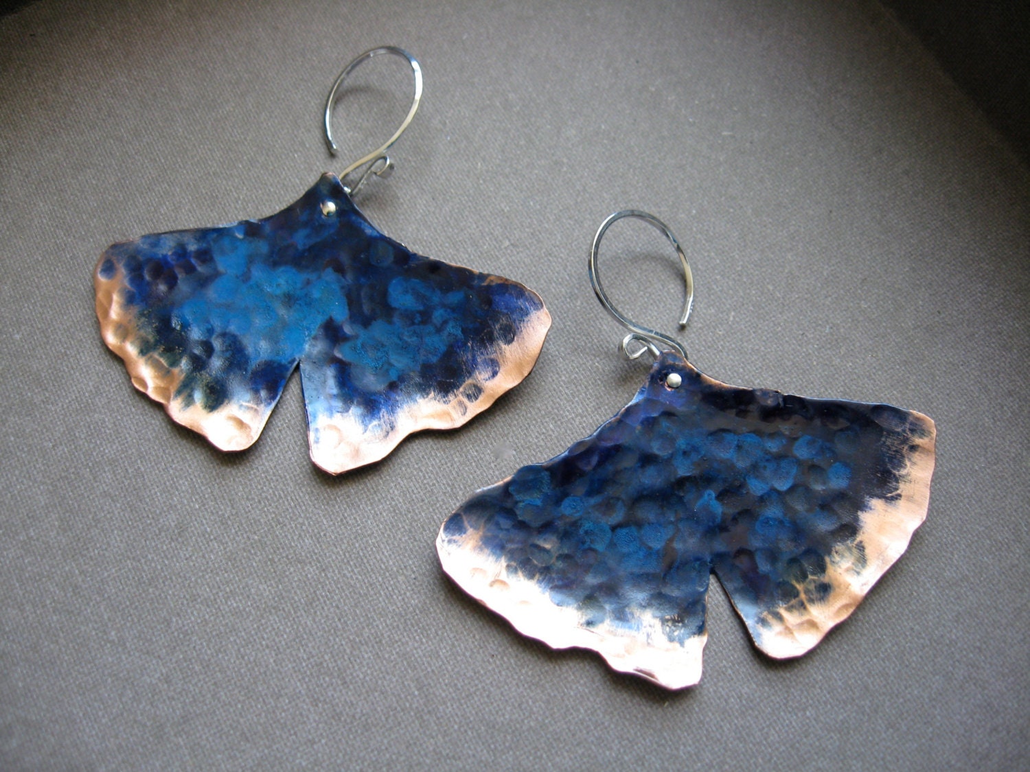 Lg Hammered Cobalt Ocean Ginkgo Leaf in Copper - E539 or Bronze - E540