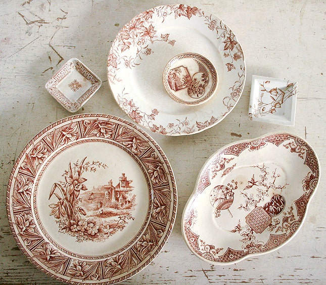 Antique Brown Transferware Collection / Aesthetic Movement / English
