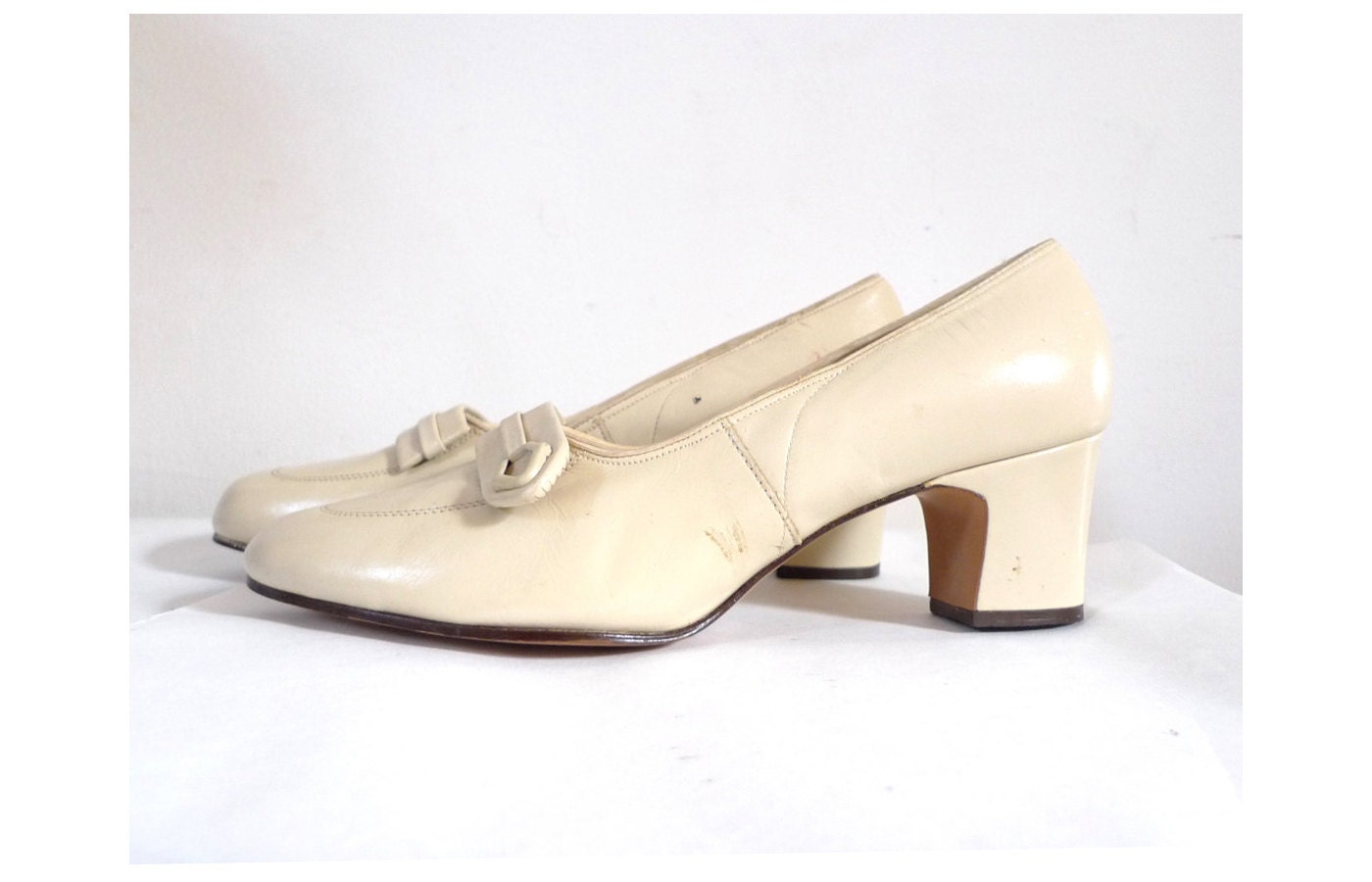 Vintage 1960s Buckle Shoes / Pumps / Enna Jetticks