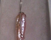 Just peachy pearl pendant