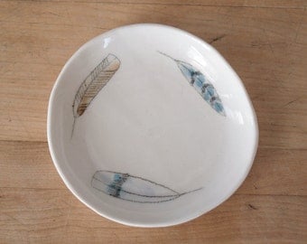 porcelain feather dish . no107