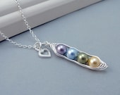Custom Birthstone 4 Peas in a Pod Necklace, Sterling Silver Pearl Peapod Personalised Necklace, family necklace, mother, grandma