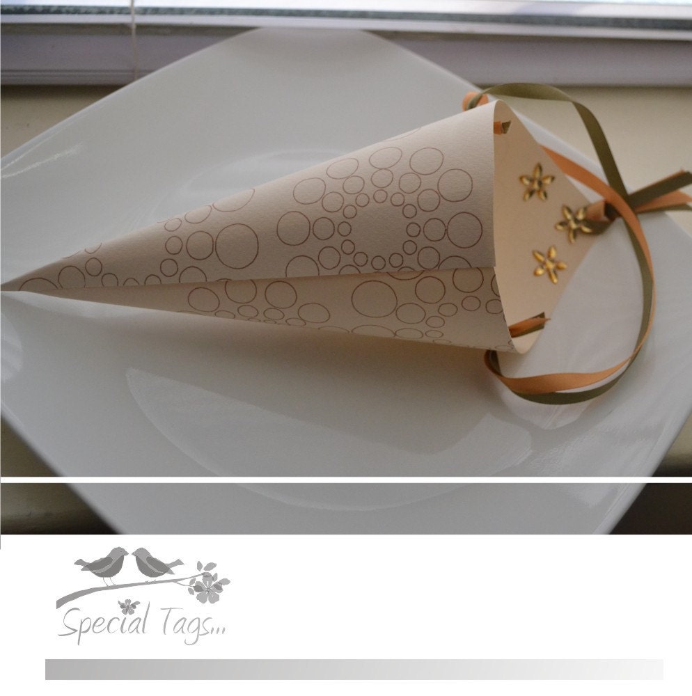 Wedding Paper Cones - Set of 15