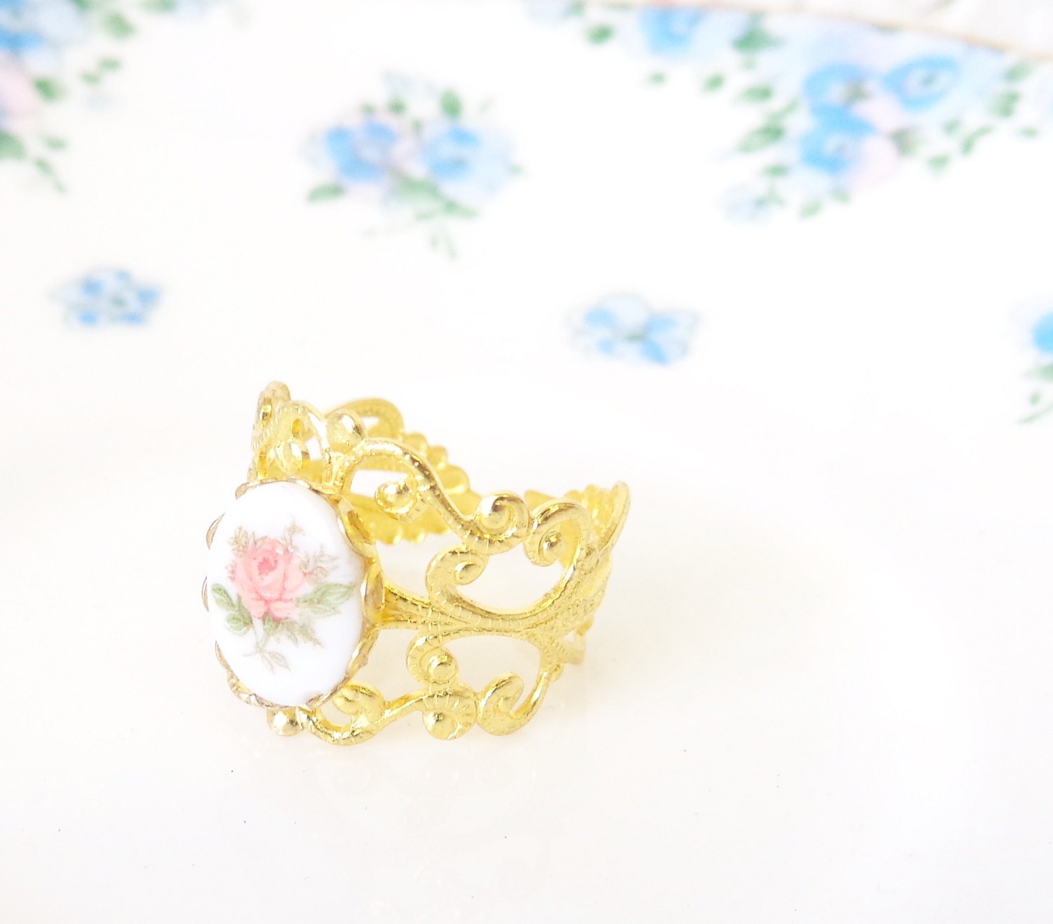 Gold Adjustable Rose Cameo Ring - Flower - Pink