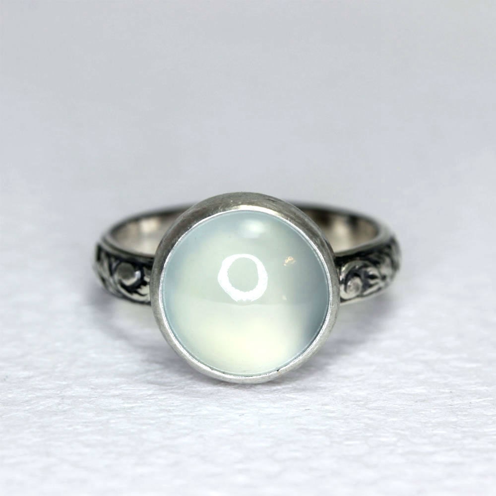 Chalcedony ring in sterling silver, ladies' cocktail ring, custom size, handmade by lotusstone