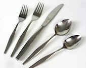 Oneida Windrift 33 Pc Stainless Flatware Set 60s / 6 Place Setting with Serving Pcs / More Pcs Available