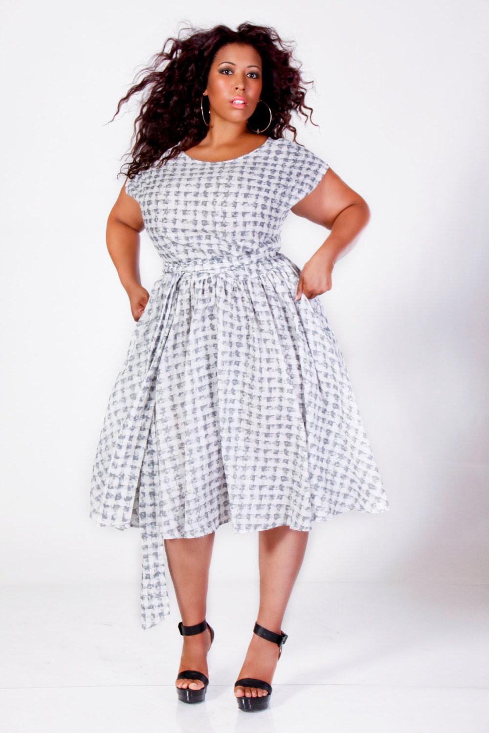 JIBRI Plus Size Swing Dress (Gray/White)