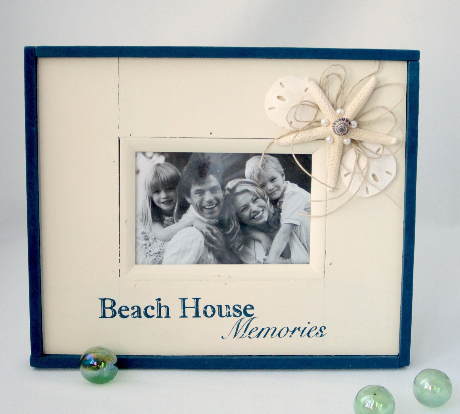 Beach Decor Shell Frame - Nautical BEACH HOUSE MEMORIES Frame w Starfish & Sand Dollars
