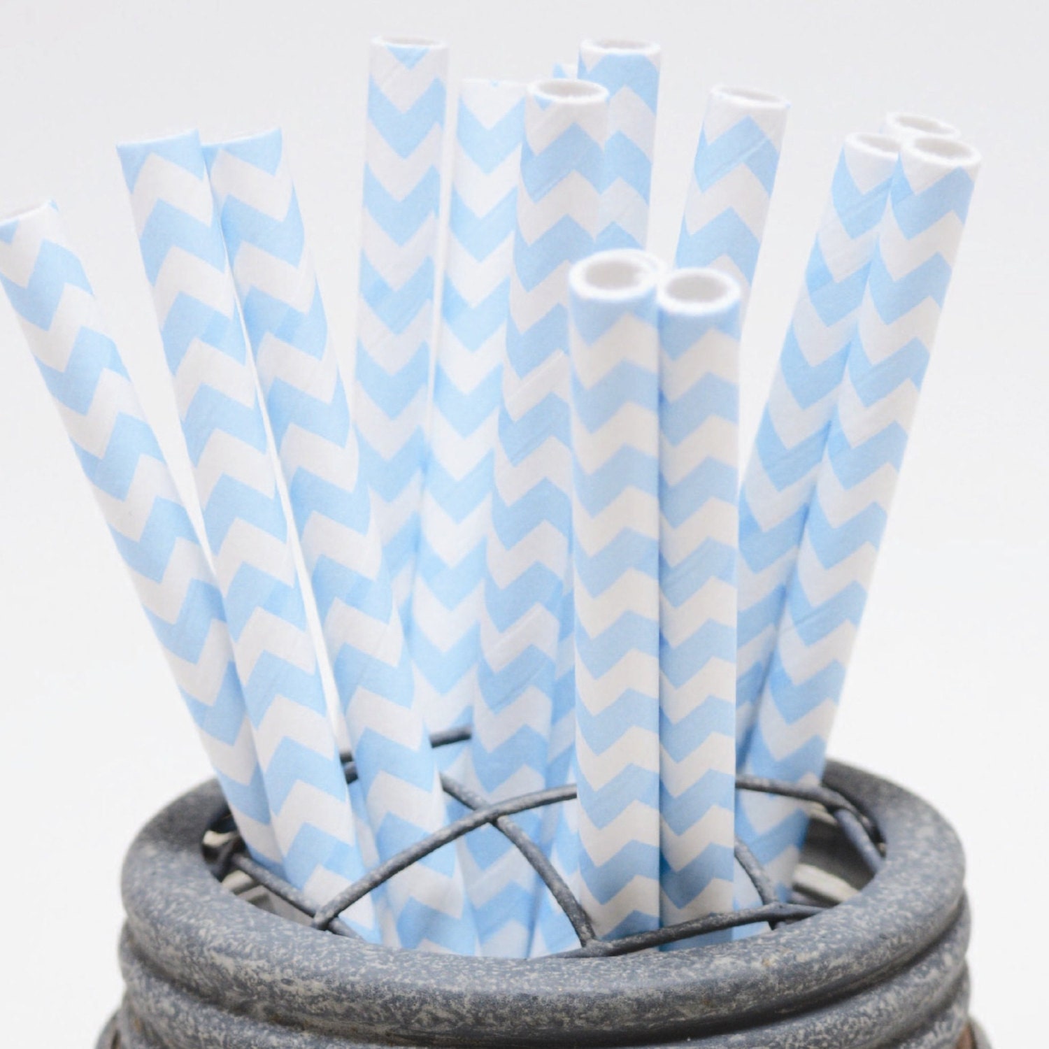 40 Baby Blue Chevron Paper Straws in Clear Box - Perfect for Parties - Favors--Free Editable DIY Tags PDF