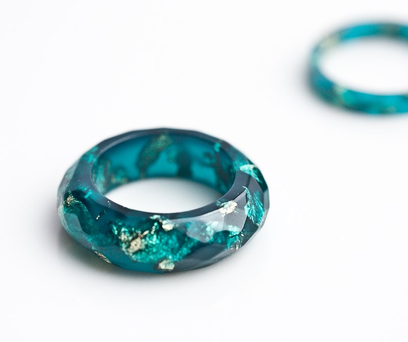 Teal Resin Ring Gold Flakes Small Faceted Cocktail Ring Size 8 OOAK teal blue petrol geometric minimalist jewelry rusteam