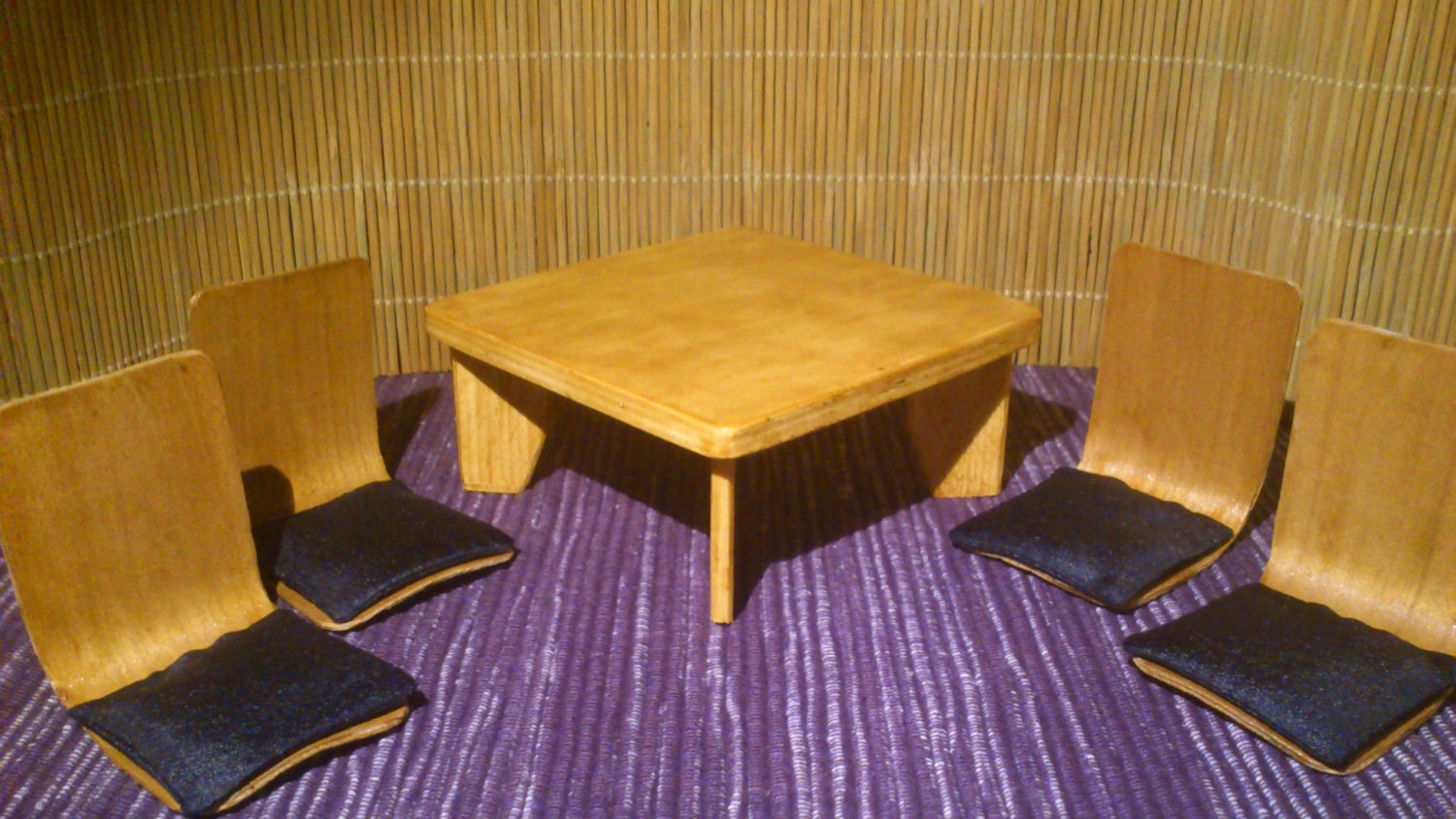 Miniature Japanese low table and 4 low chairs, in 1/12 scale, for dollhouses and figures