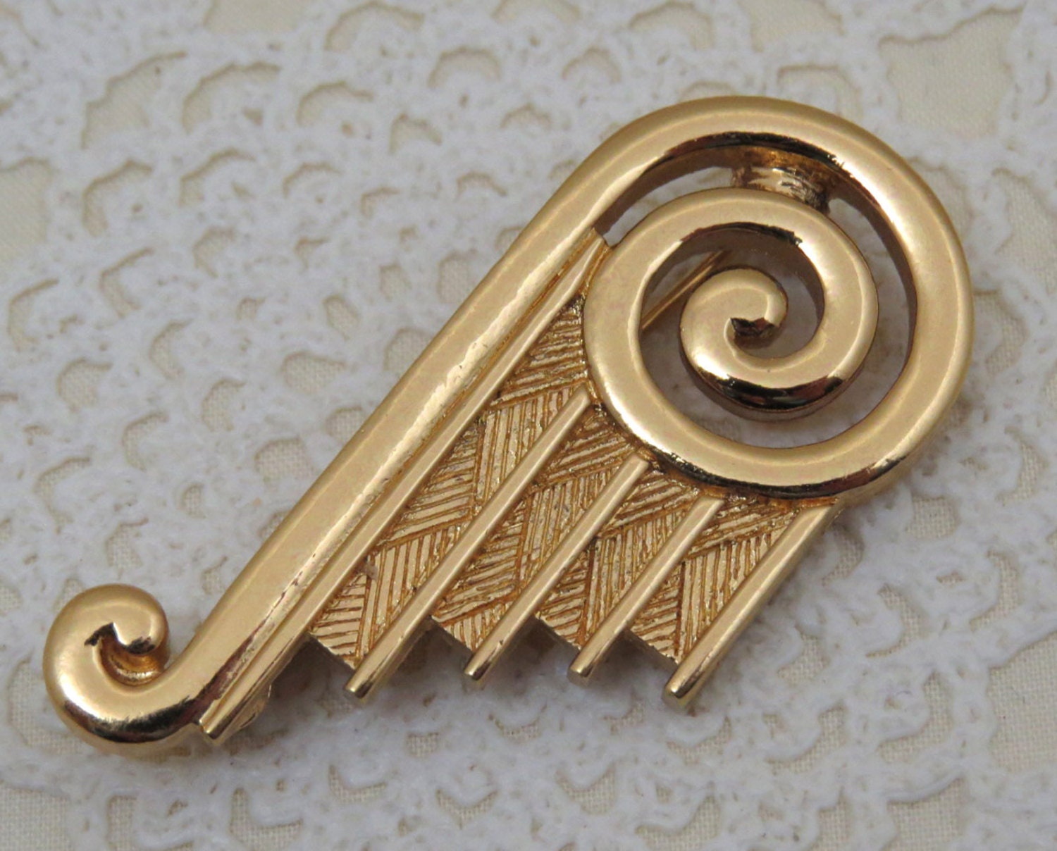 Monet Art Deco Brooch