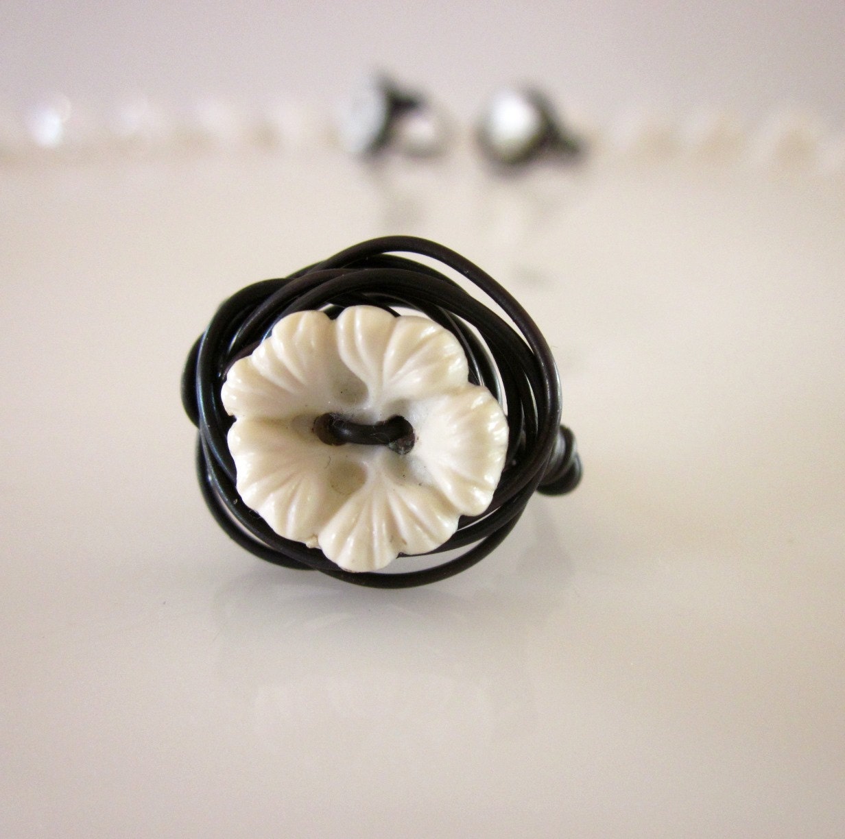 White Vintage Flower Button and Wire Ring Size 8.5