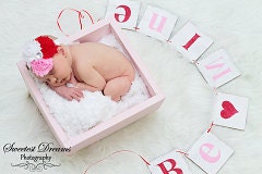 Valentine Banner Garland Be Mine 4 x 4 Shabby Chic Red And Pink Custom Colors Wood Sign