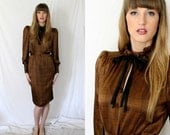 Stunning Brown Silk Power Dress - 1980s - Houndstooth Plaid - Keyhole - Sophisticated - Ruffle Collar - 4