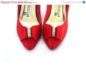 SALE 40% OFF Vintage 80s RUBY Slipper High Heel Satin Pumps womens 5