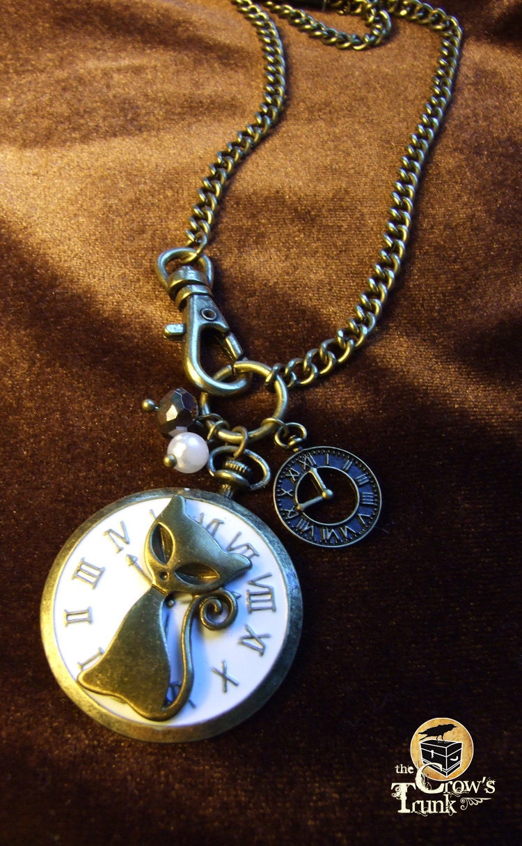 Kitty in Time necklace