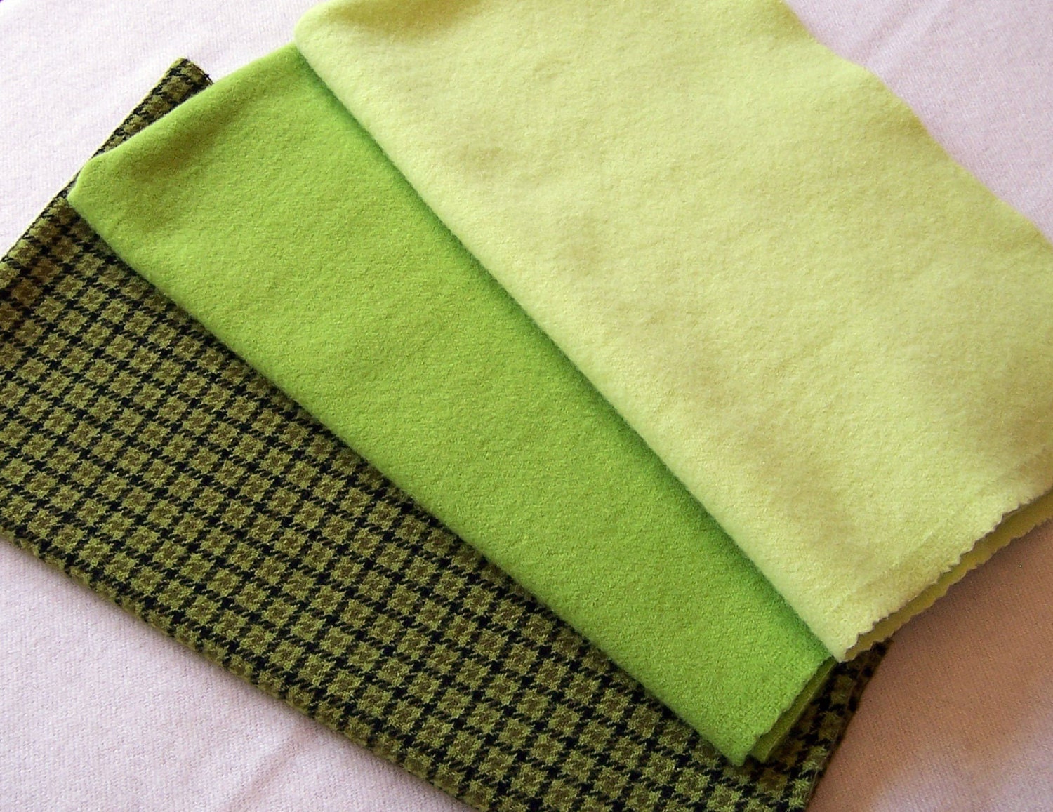 Fat Quarter Yd. Hand Dyed Felted Wool , Lime Green - Rug Hooking, Applique, Sewing Projects / Q390