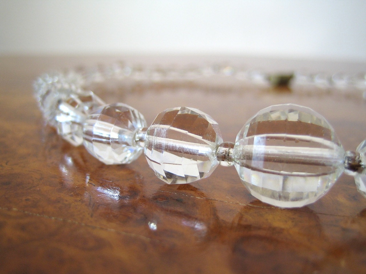 1930s necklace / Art Deco clear faceted glass beads with barrel clasp / 18"