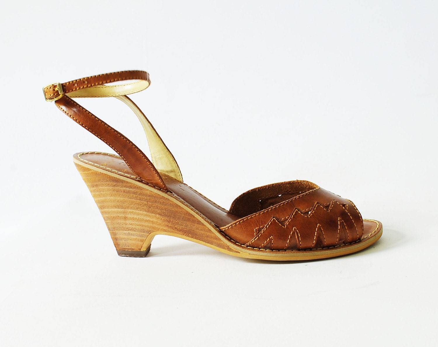 Vintage Brown Leather Peep Toe Wooden Wedge Sandals Size 7.5