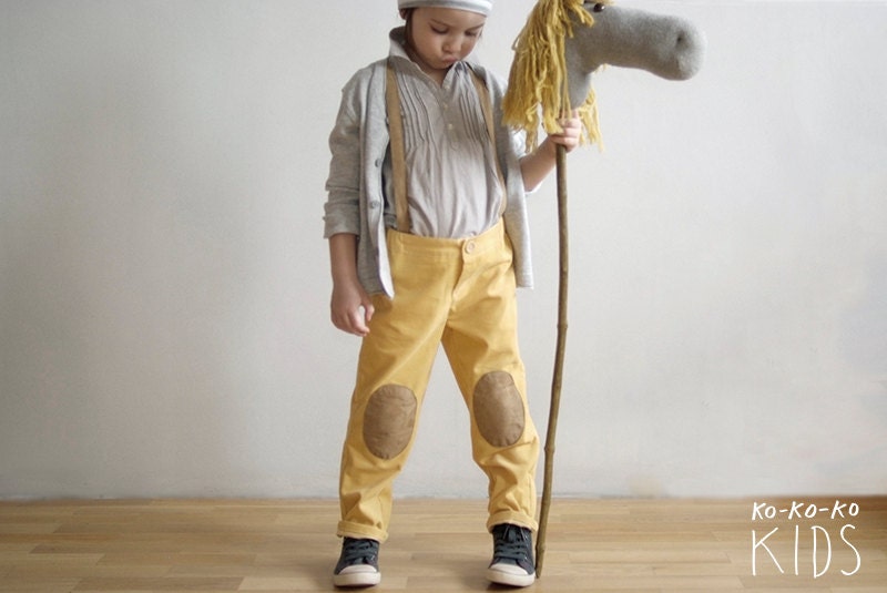 Knee Patch Corduroy Pants With Suspenders. PALE YELLOW