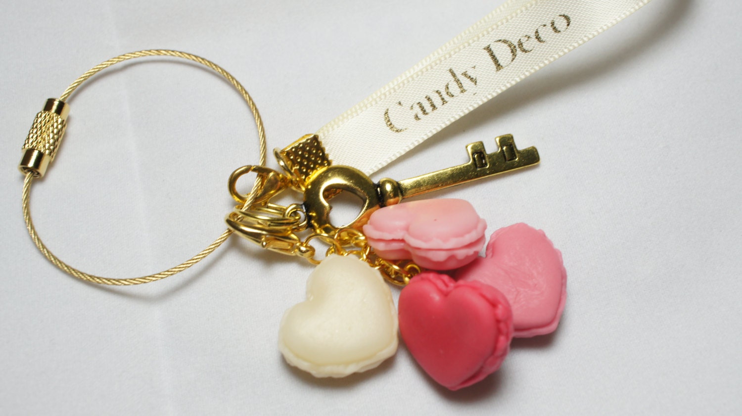 iHeart Macaron Keychain