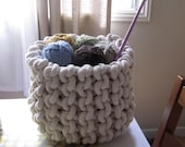 Small knit rope basket