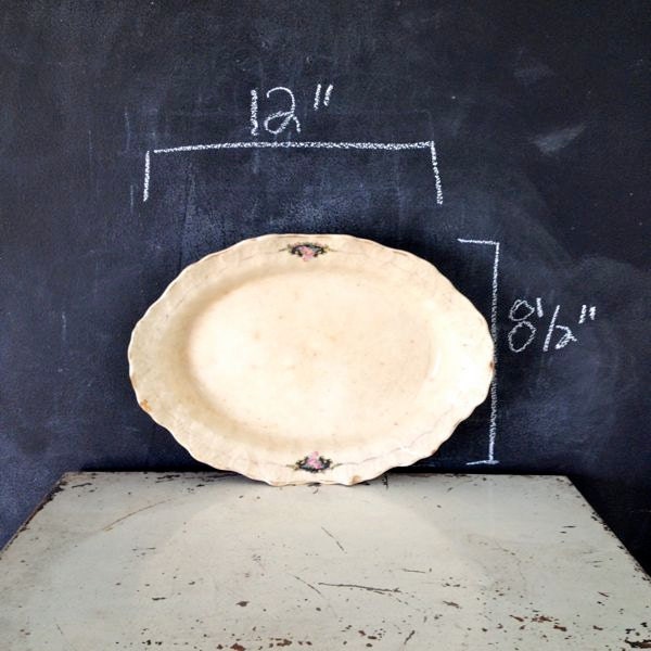 Pretty Oval Bowl or Platter with Rose detail