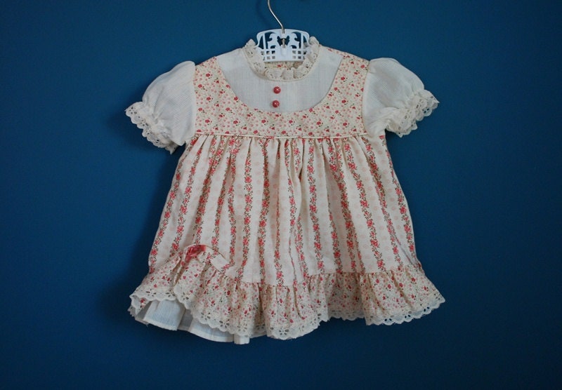Vintage Baby's Floral Print Dress with Lace Trim - Size 6-9 Months
