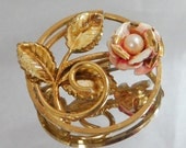 Vintage Flower Brooch. Peach Pink Rose. Pearl. Gold Plated.