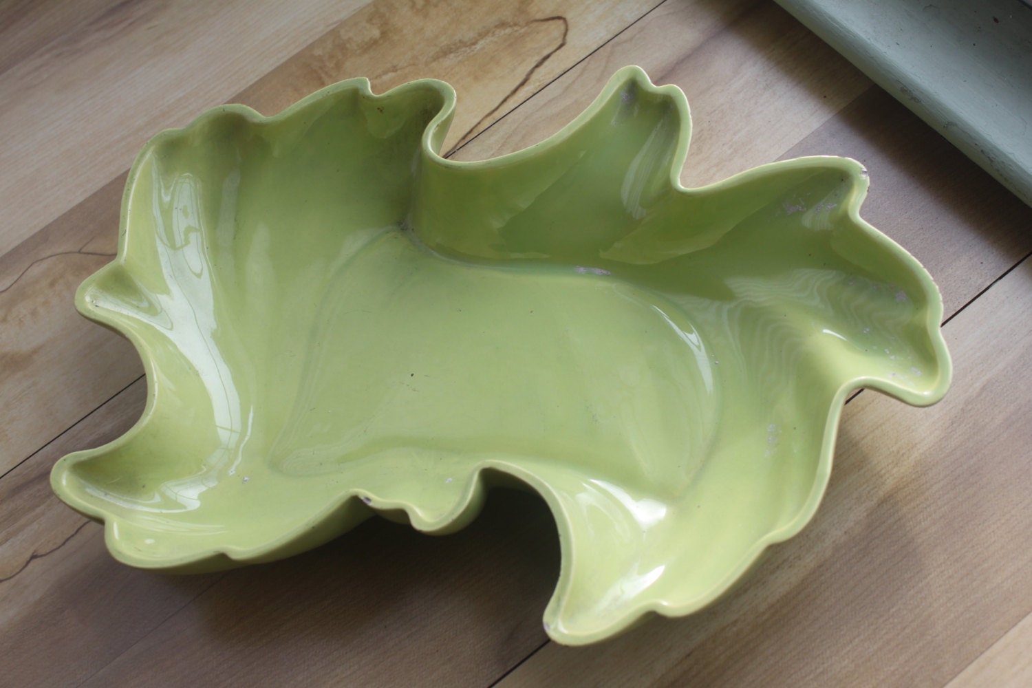 Claire Lerner California Pottery - Chartreuse Leaf Dish
