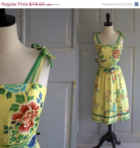 SALE Yellow Sun Dress 1980s Floral Printed Cotton Strappy Summer Dress Womens Size Small
