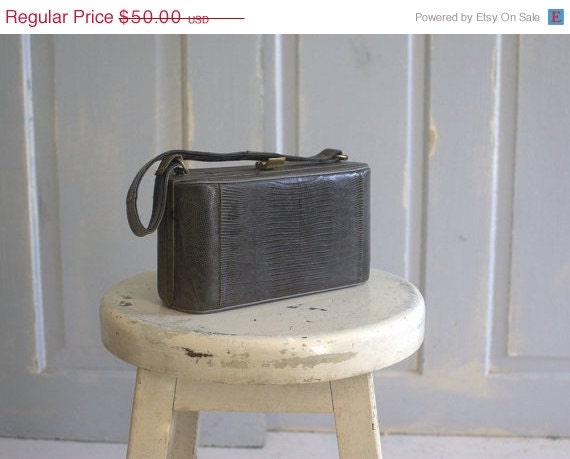 Vintage 1950s Purse 50s Green Alligator Skin Box Purse