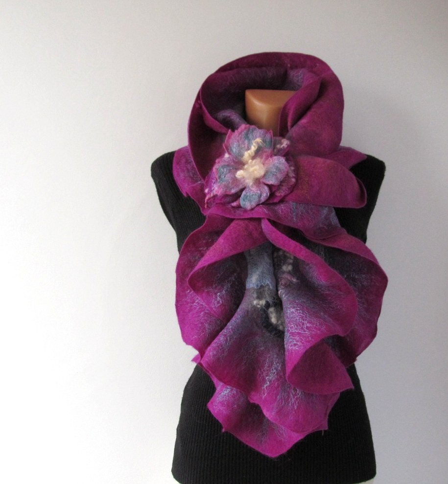 Felted scarf ruffle collar - amethyst Orchid  grey