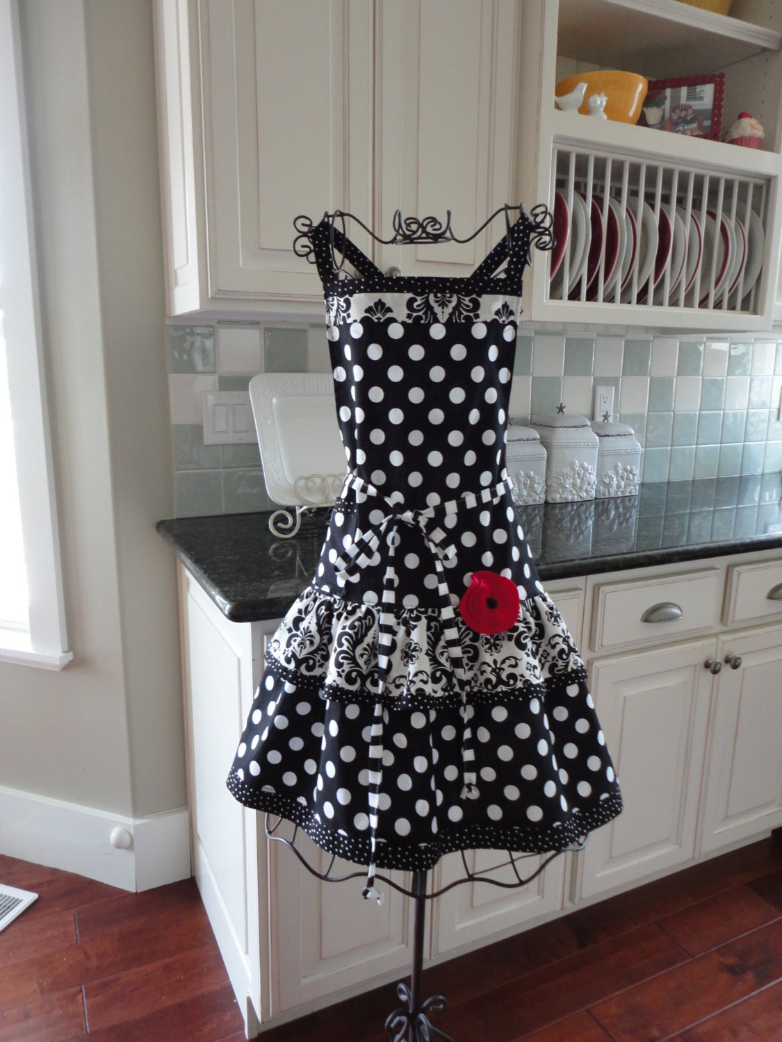 4RetroSisters "Ellie Style"  Womens Full Retro Apron - "Polka Dot & Damask Delight"