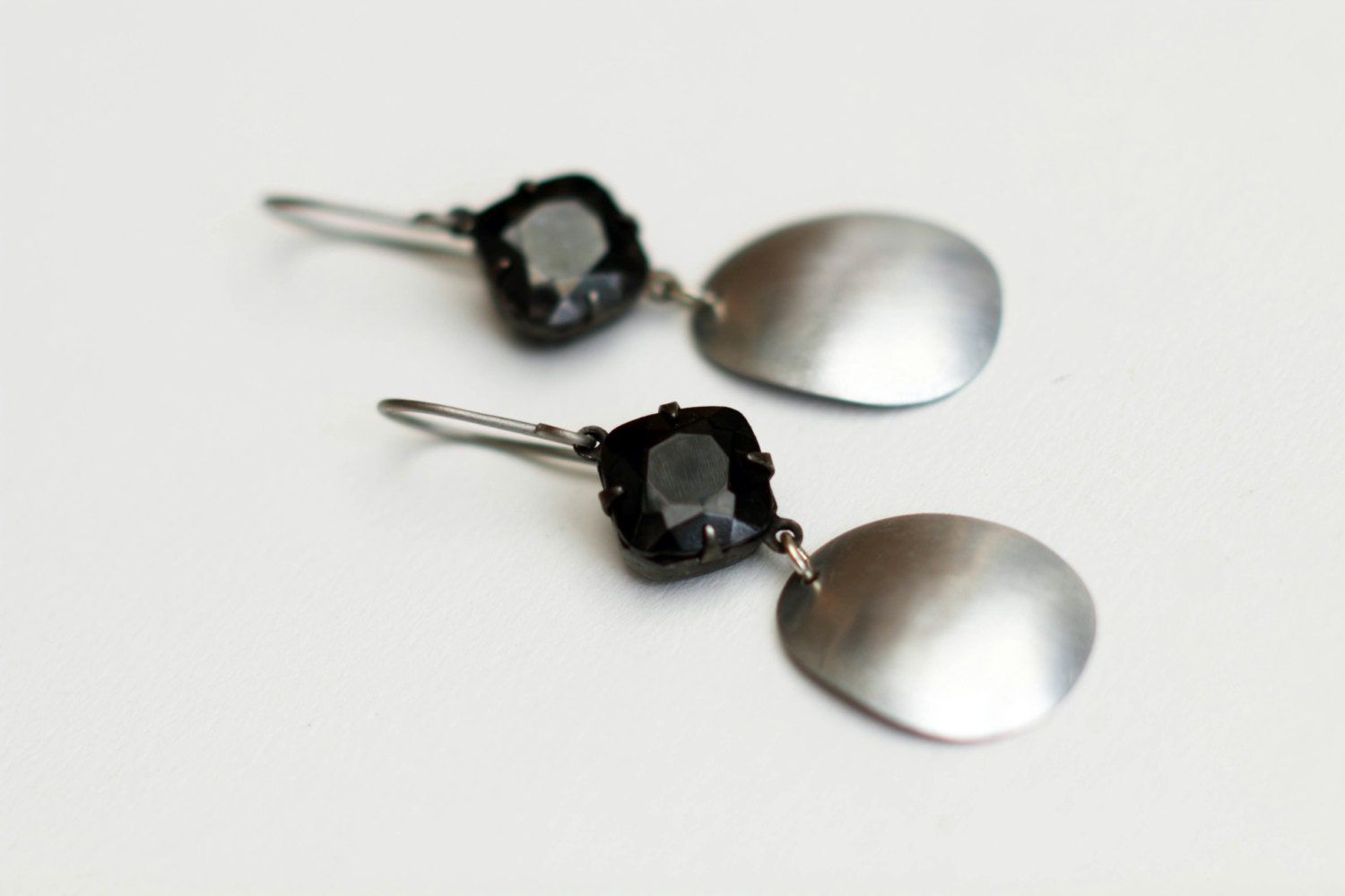 Black and silver earrings Less is more antique black square swarovski jewel and brushed aluminum drops