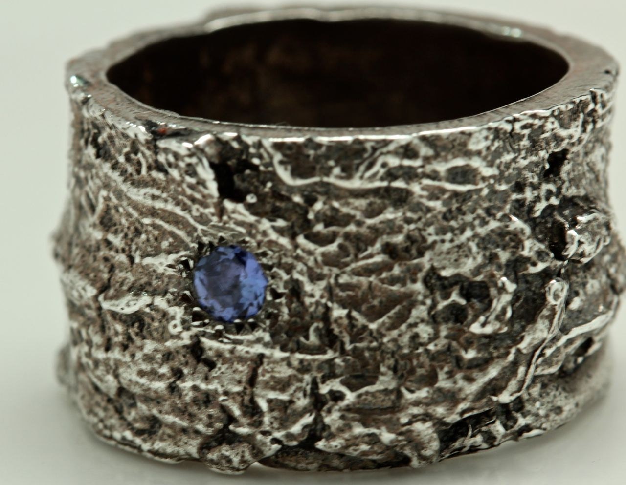Tanzanite Tree bark ring blackened .925 sterling silver sizes 4 to 13 including half sizes